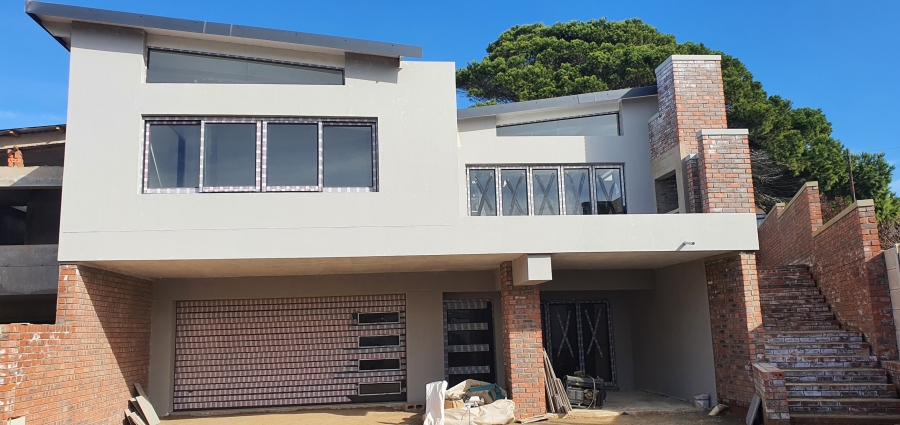 4 Bedroom Property for Sale in Mossel Bay Central Western Cape